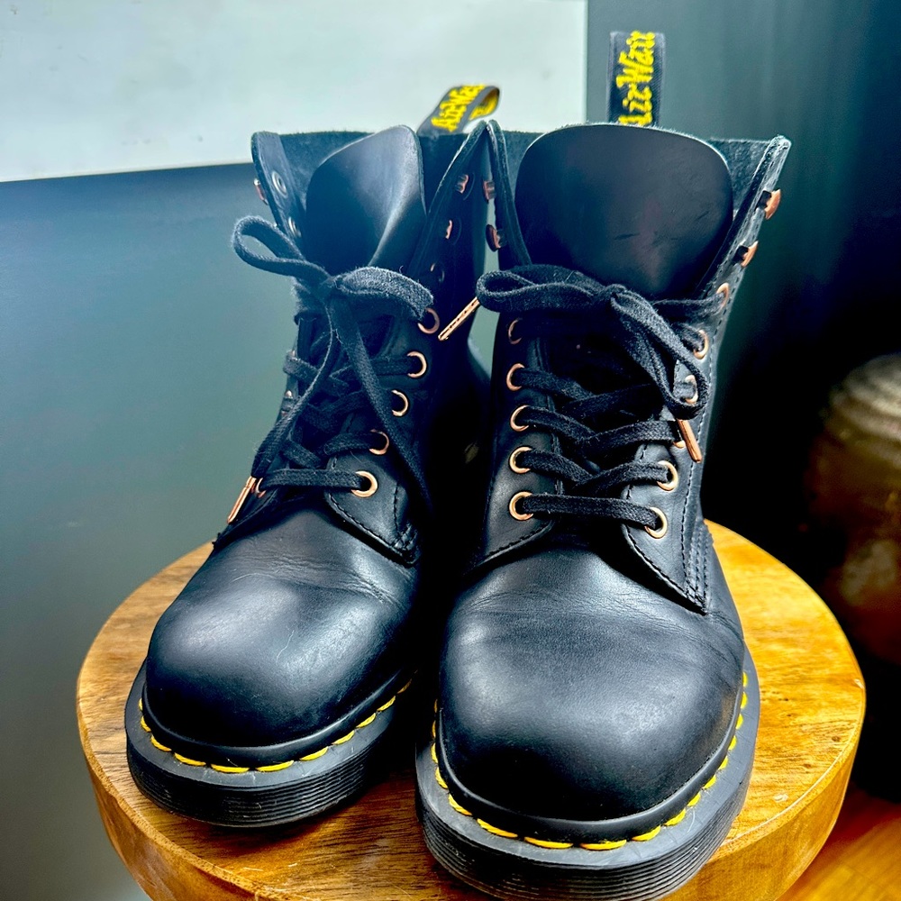Dr. Martens Pascal - Ltd Edition - Size 39 Euro
